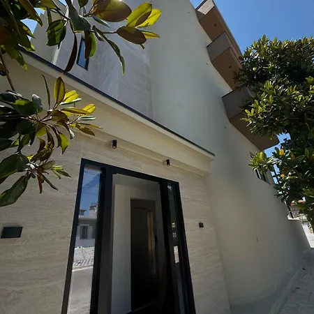 Luxury Penthouse In Ksamil