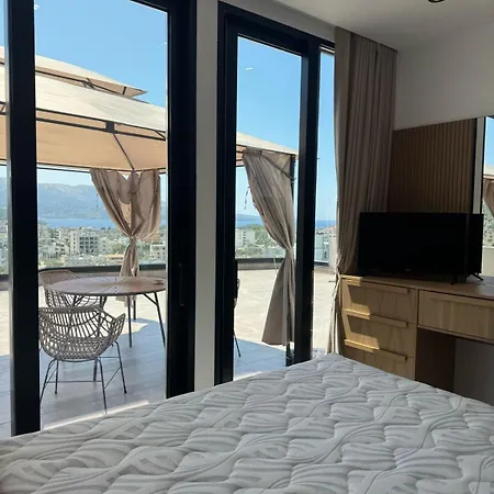 Luxury Penthouse In Apartment Ksamil